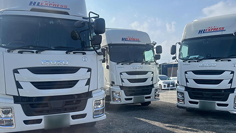 大型トラックドライバー（神奈川県相模原市）